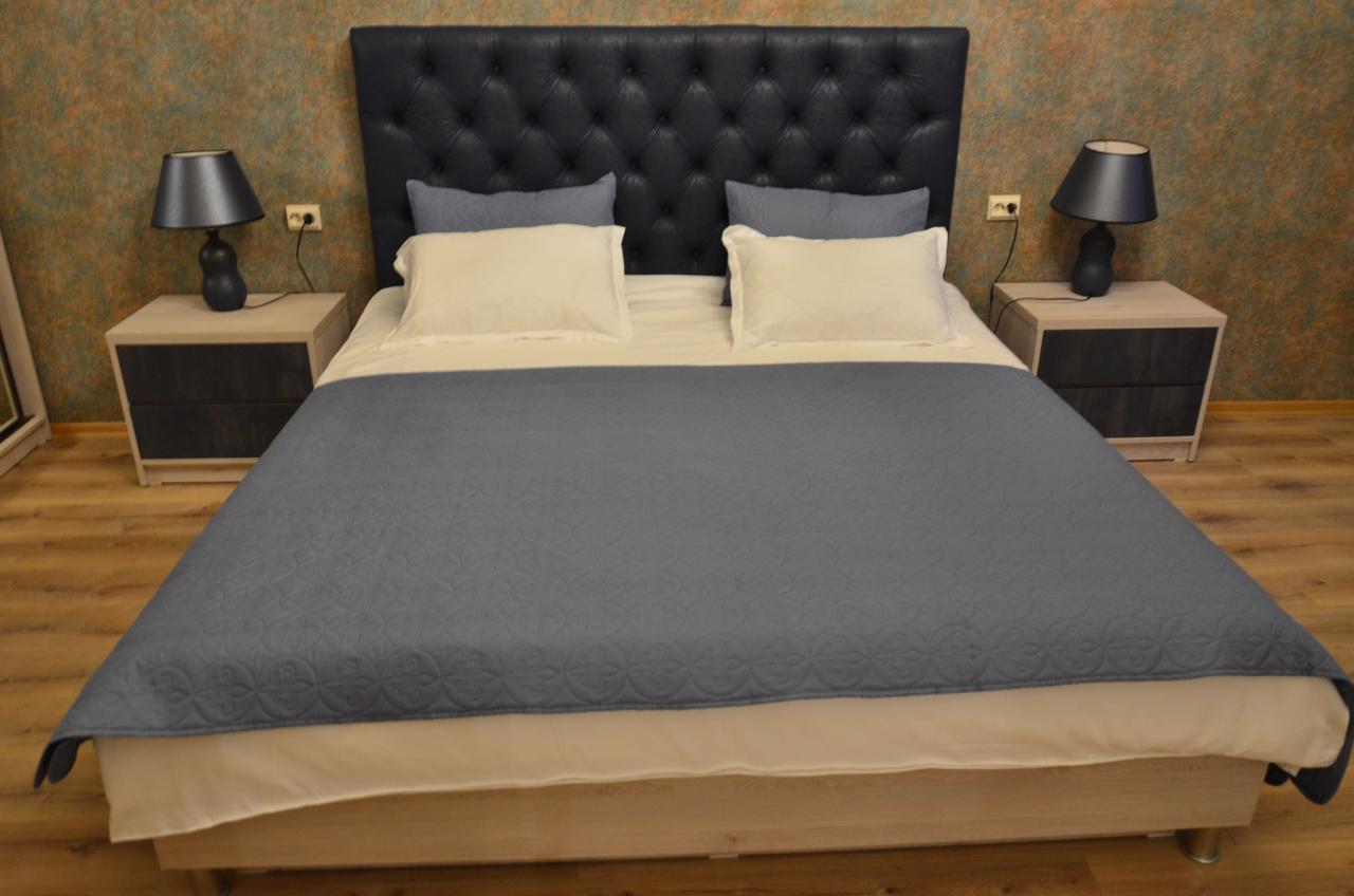 Hotel Griboedov ティビリシ エクステリア 写真