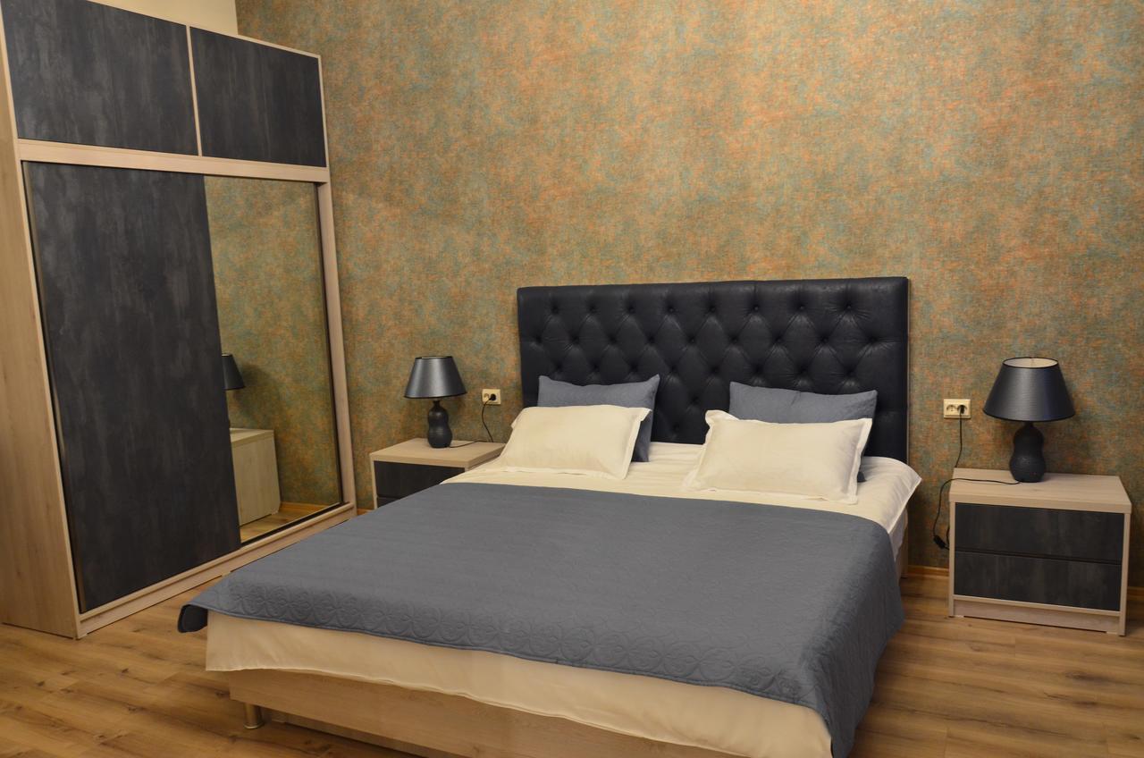 Hotel Griboedov ティビリシ エクステリア 写真