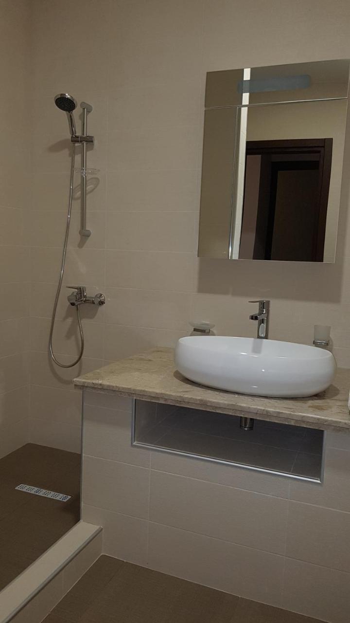 Hotel Griboedov ティビリシ エクステリア 写真