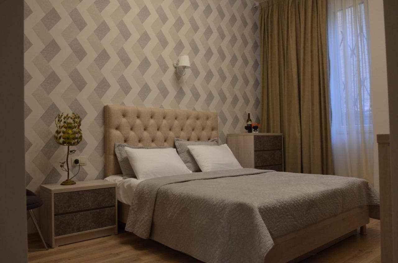 Hotel Griboedov ティビリシ エクステリア 写真