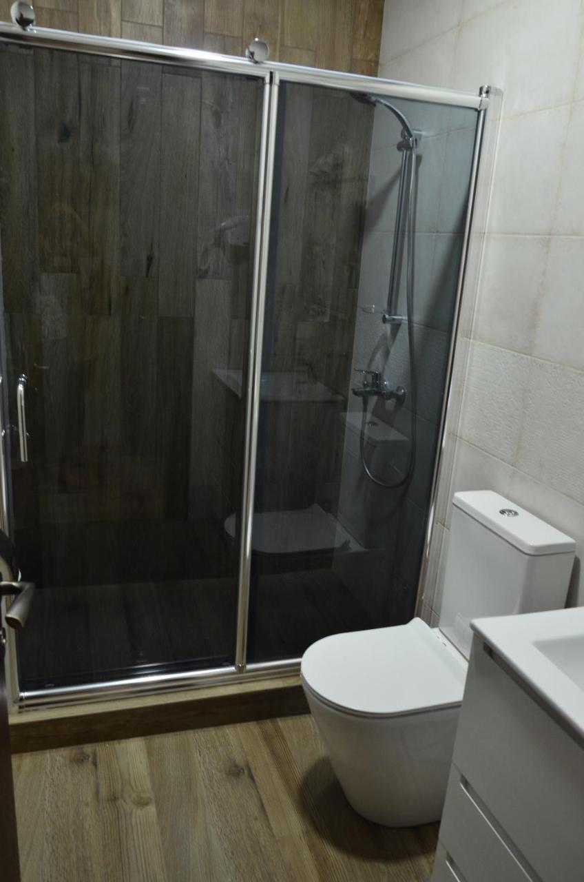 Hotel Griboedov ティビリシ エクステリア 写真